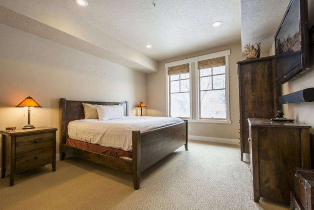 Town Point Condos By Park City Vacations Rom bilde
